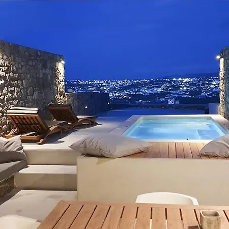 Mykonos Actor's Villa. 2 Bdrs, Private Mini-pool Mykonos Town