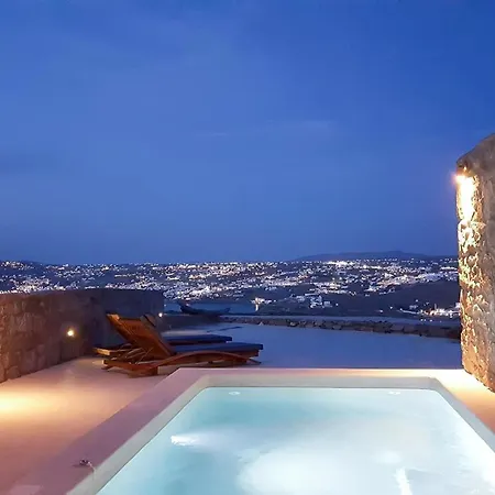 Villa Mykonos Actor's Villa. 2 Bdrs, Private Mini-pool Mykonos Town