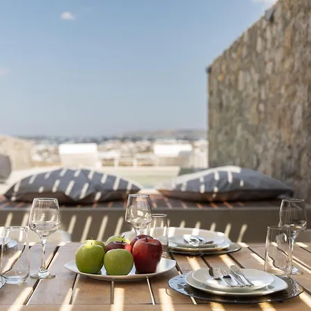 Mykonos Actor's Villa. 2 Bdrs, Private Mini-pool * Mykonos Town