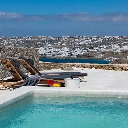 Mykonos Actor's Villa. 2 Bdrs, Private Mini-pool Villa