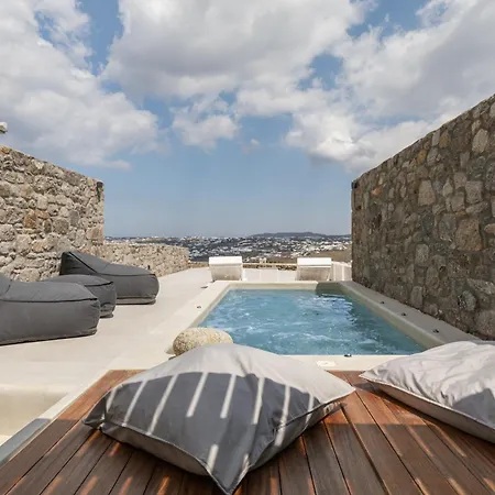Mykonos Actor's Villa. 2 Bdrs, Private Mini-pool Villa Mykonos Town
